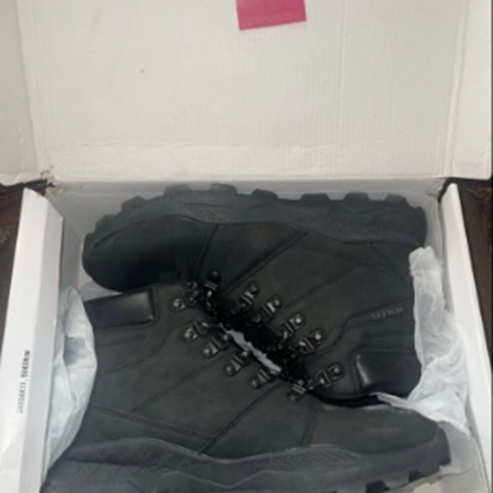 Henley men’s boots brand new size 11 - A293